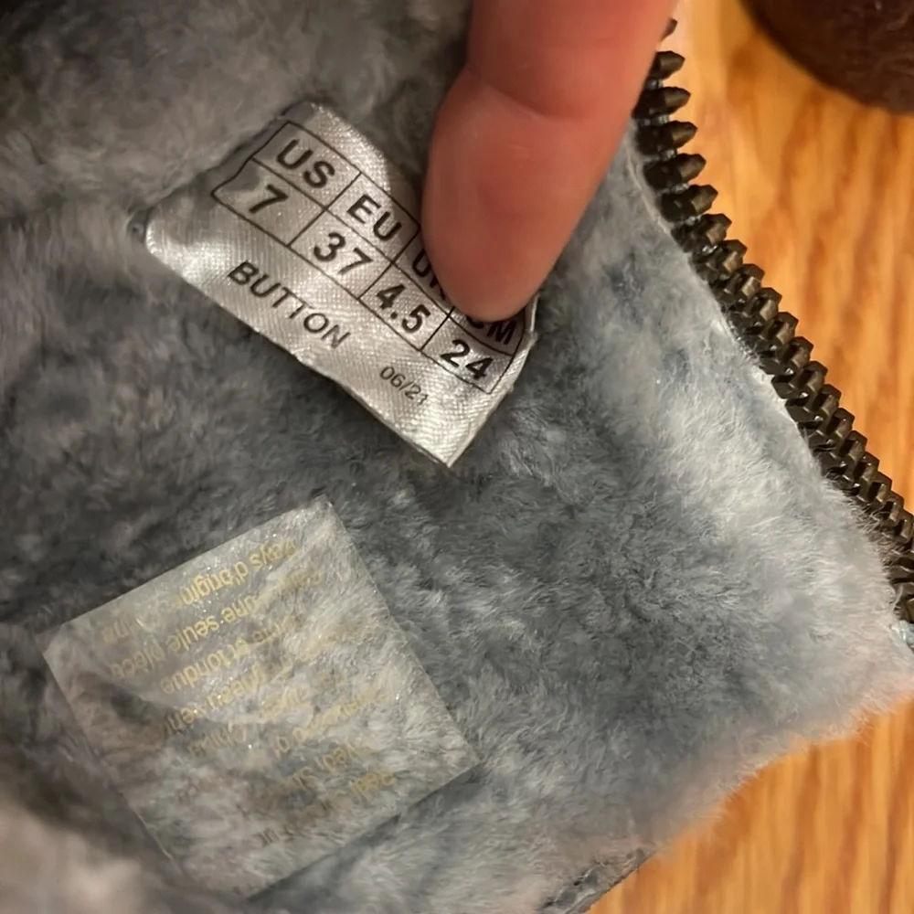 New Free People Cougar Cozy Up Shearling Boots in Ash Blue size 7